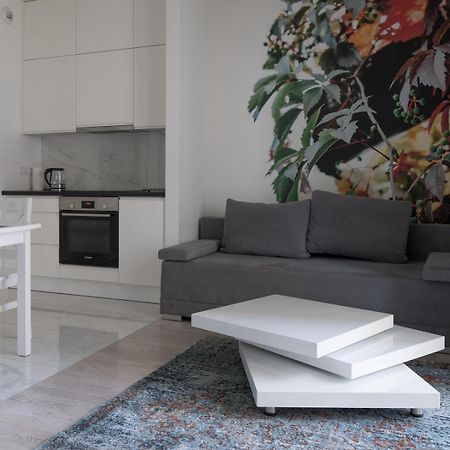 Apartament Simply Przyokopowa ワルシャワ エクステリア 写真